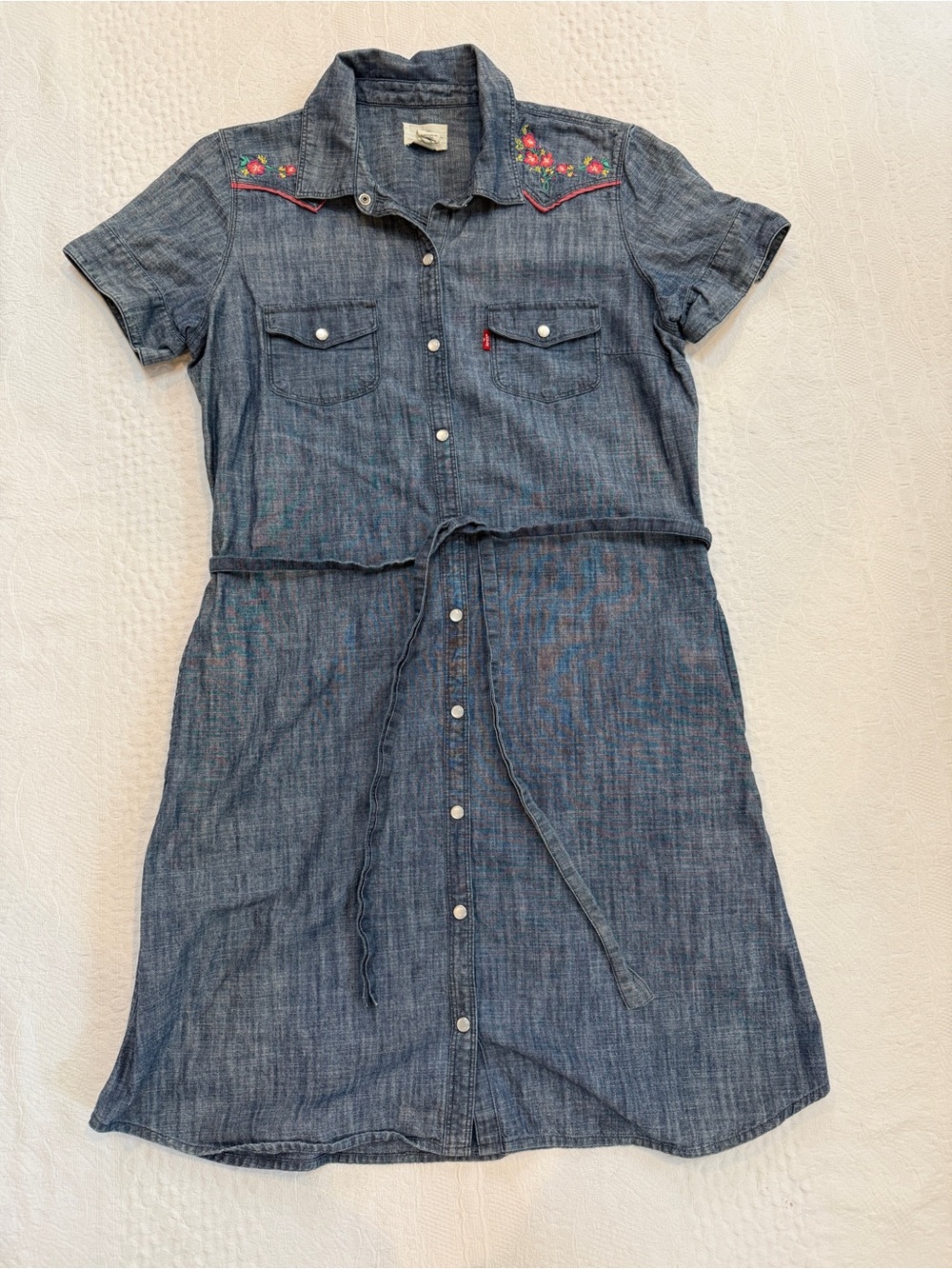 Levis Western Denim Dress Short Sleeve Embroidered Flowers Womens Medium M